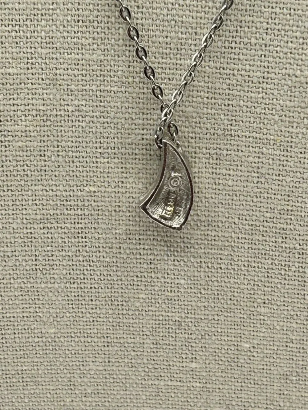 Sarah Coventry Necklace Silver Tone Contemporary Drop Minimalist Pendant Crystal